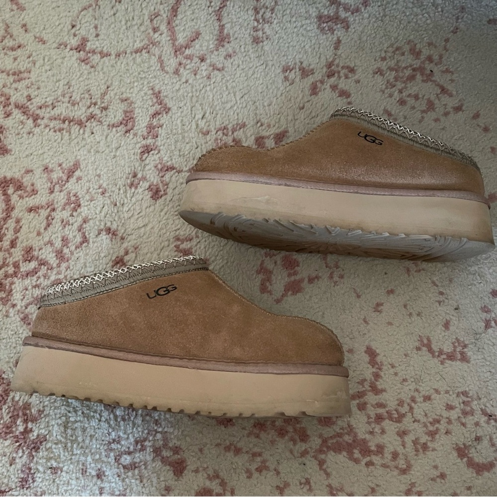 Platform Ugg Tazz boots